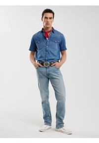 Big-Star - Koszula męska jeansowa z krótkim rękawem niebieska Short Sleeve Western 377. Kolor: niebieski. Materiał: jeans. Długość rękawa: krótki rękaw. Długość: krótkie. Sezon: lato. Styl: wizytowy #4