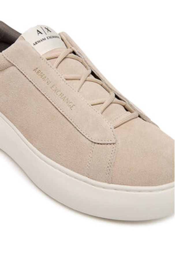 Armani Exchange Sneakersy XW001666 AF17465 U1092 Beżowy. Kolor: beżowy. Materiał: zamsz, skóra
