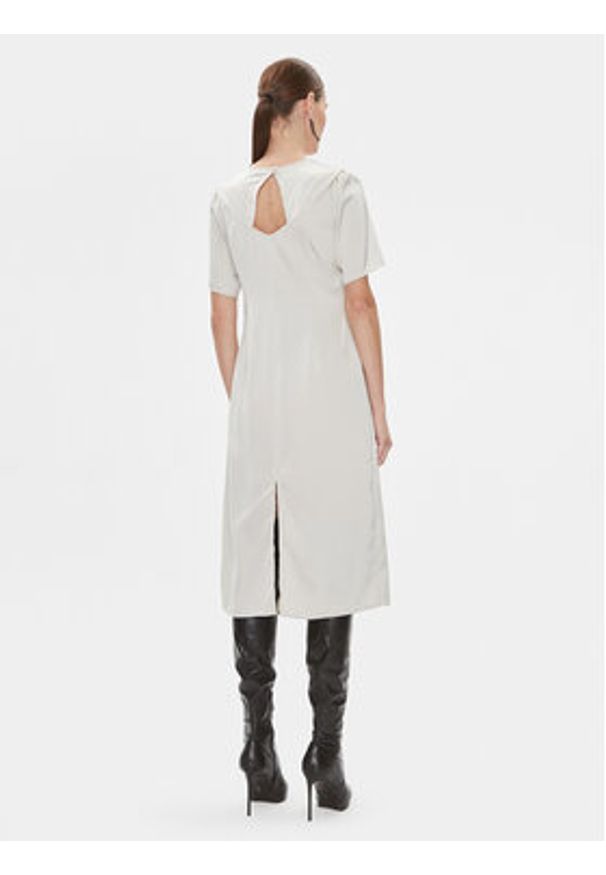 Bruuns Bazaar Sukienka codzienna Nemi BBW3622 Szary Regular Fit. Okazja: na co dzień. Kolor: szary. Materiał: syntetyk. Typ sukienki: proste. Styl: casual