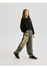 Reserved - Jeansy Skater - granatowy. Kolor: niebieski