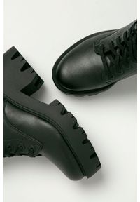 Altercore - Workery Ella Vegan. Nosek buta: okrągły. Zapięcie: sznurówki. Kolor: czarny. Obcas: na obcasie. Wysokość obcasa: średni #5