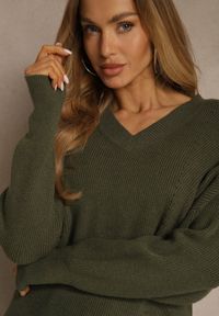 Renee - Ciemnozielony Sweter z Dodatkiem Kaszmiru i Trójkątnym Dekoltem Silefera. Okazja: na co dzień. Kolor: zielony. Materiał: kaszmir. Styl: casual, elegancki #5