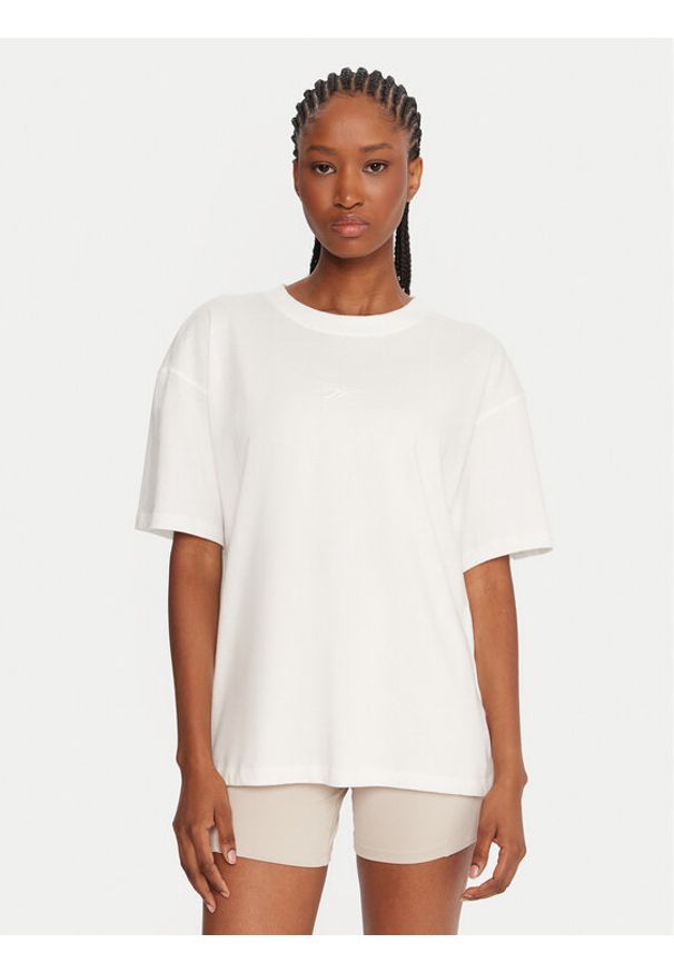 Reebok T-Shirt RK25315CCW Biały Regular Fit. Kolor: biały. Materiał: bawełna