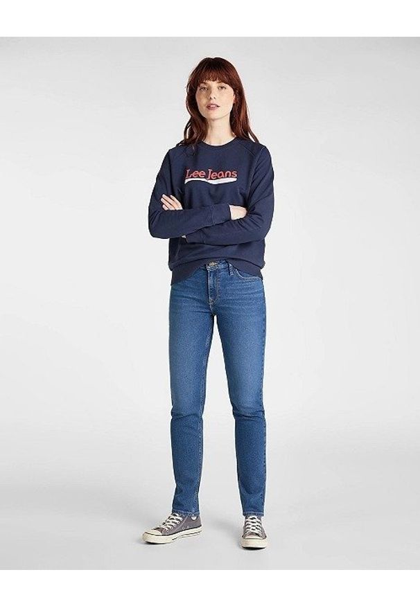 Lee - LEE CREW SWEATSHIRT DAMSKA BLUZA KLASYCZNA LOGO NADRUK DARK NAVY L53KBRNM 112112380. Wzór: nadruk. Styl: klasyczny
