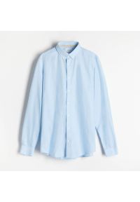 Reserved - Koszula regular fit z domieszką lnu - Niebieski. Kolor: niebieski. Materiał: len