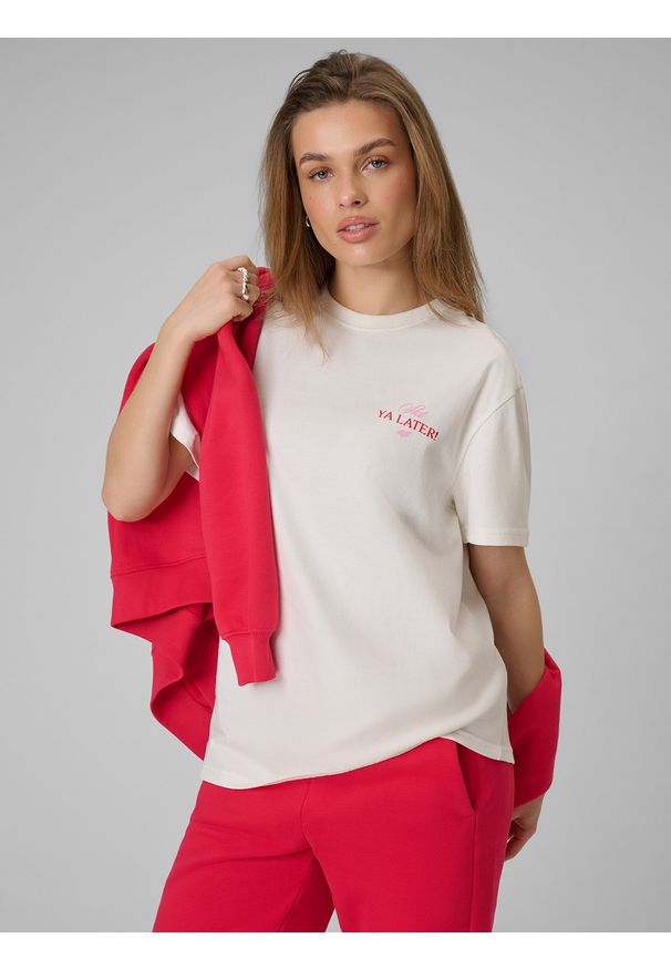 4f - 4F T-shirt loose z nadrukiem damski - beżowy S. Okazja: do domu, na co dzień. Kolor: beżowy. Materiał: materiał, dzianina, skóra, bawełna. Wzór: nadruk. Styl: casual