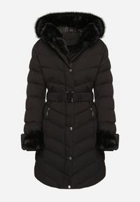 Born2be - Czarna Pikowana Kurtka Zimowa z Paskiem i Futerkowymi Obszyciami z Możliwością Odpięcia Hedirra. Okazja: na co dzień. Kolor: czarny. Materiał: futro, jeans. Długość rękawa: długi rękaw. Długość: długie. Sezon: zima. Styl: casual, elegancki #3