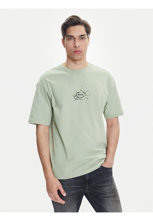 BOSS T-Shirt Te_Voyage 50546370 Zielony Relaxed Fit. Kolor: zielony. Materiał: bawełna
