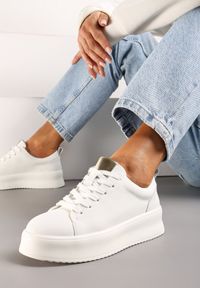 Born2be - Białe Sneakersy na Platformie ze Skórzaną Wkładką Limelta. Kolor: biały. Materiał: skóra. Obcas: na platformie #3