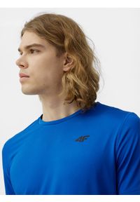 4f - Koszulka treningowa szybkoschnąca męska. Kolor: niebieski. Materiał: włókno, dzianina, skóra. Sport: fitness #2
