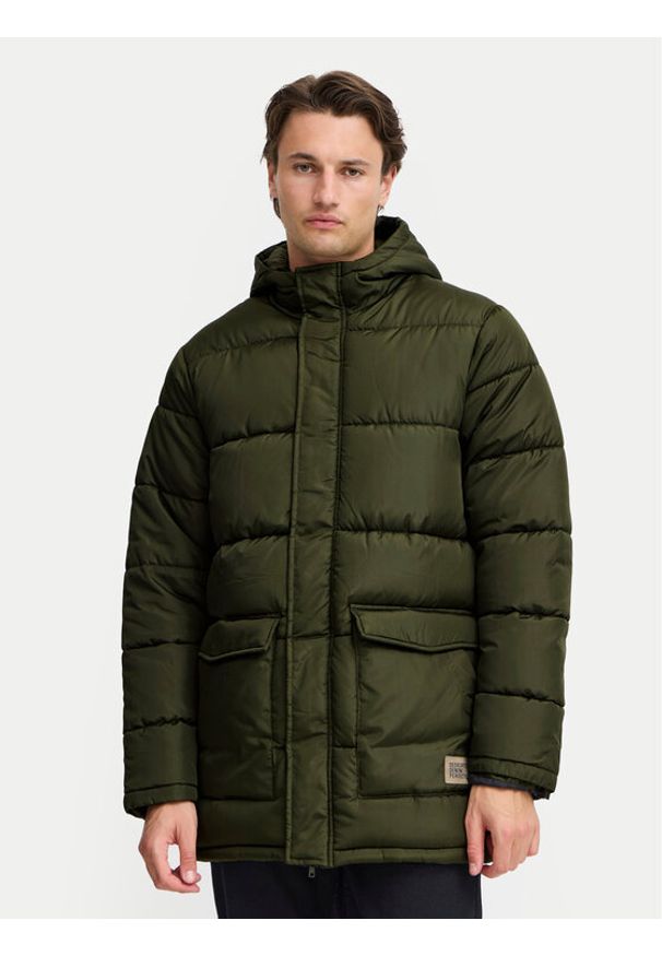 Blend Kurtka zimowa 20717531 Zielony Regular Fit. Kolor: zielony. Materiał: syntetyk. Sezon: zima