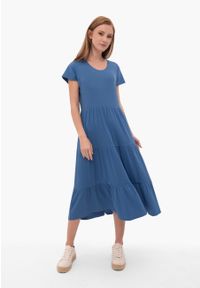 Volcano - Długa, prążkowana sukienka G-OLEA. Typ kołnierza: kołnierz z falbankami. Kolor: niebieski. Materiał: prążkowany. Długość rękawa: krótki rękaw. Wzór: prążki, jednolity. Sezon: wiosna, lato. Typ sukienki: rozkloszowane. Długość: maxi #1