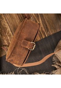 Listonoszka skórzana PAOLO PERUZZI T-39-LB jasny brązowy. Kolor: brązowy. Sezon: wiosna, zima, lato. Materiał: skórzane. Styl: casual, vintage, klasyczny. Rodzaj torebki: na ramię #1