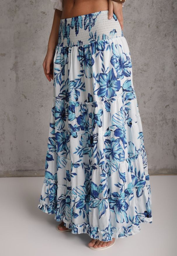 Renee - Niebieska Letnia Spódnica z Bawełny w Kwiaty Zdobiona Kaskadowymi Przeszyciami Mereros. Kolor: niebieski. Materiał: bawełna. Wzór: aplikacja, kwiaty. Sezon: lato. Styl: boho