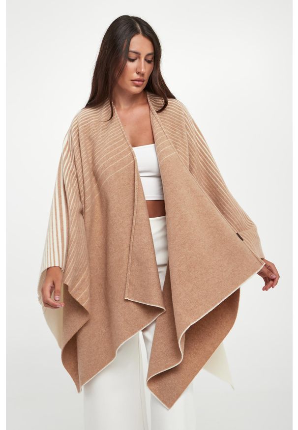 Ponczo damskie wełniane Brenta MM. Materiał: wełna