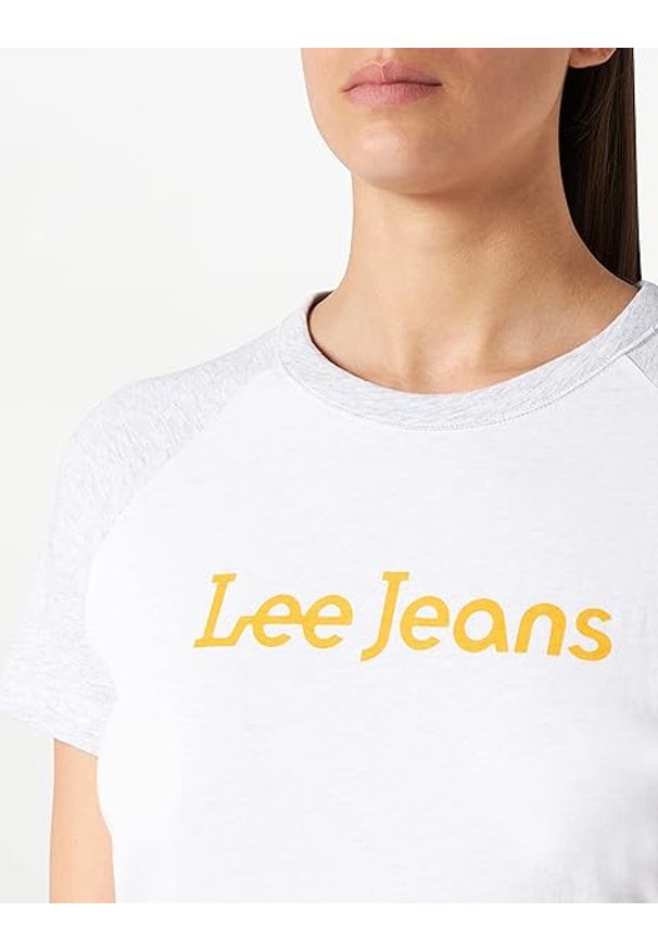 Lee - LEE RAGLAN TEE DAMSKI T-SHIRT KOSZULKA Z KRÓTKIM RĘKAWEM LOGO BRIGHT WHITE L43NEHLJ 112109703. Długość rękawa: krótki rękaw. Długość: krótkie