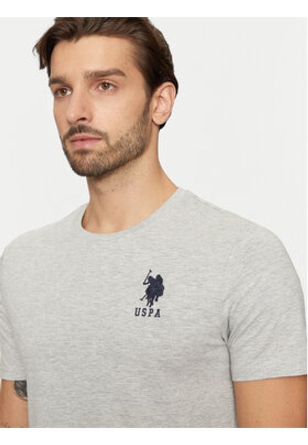 U.S. Polo Assn. T-Shirt MUP3311 Szary Slim Fit. Typ kołnierza: polo. Kolor: szary. Materiał: bawełna
