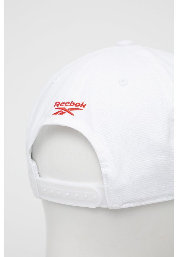 Reebok Classic Czapka kolor biały z aplikacją. Kolor: biały. Wzór: aplikacja