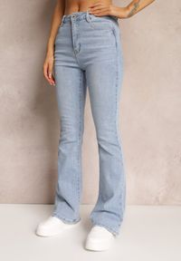Renee - Jasnoniebieskie Jeansy Dzwony High Waist Briris. Okazja: na spotkanie biznesowe, do pracy. Stan: podwyższony. Kolekcja: dla wysokich. Kolor: niebieski. Sezon: lato. Styl: biznesowy, elegancki #5