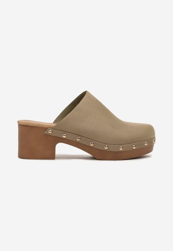 Born2be - Zielone Klapki Mule w Stylu Drewniaków z Nitami na Słupkowym Obcasie Glerra. Nosek buta: okrągły. Kolor: zielony. Sezon: lato. Obcas: na obcasie. Styl: klasyczny. Wysokość obcasa: średni