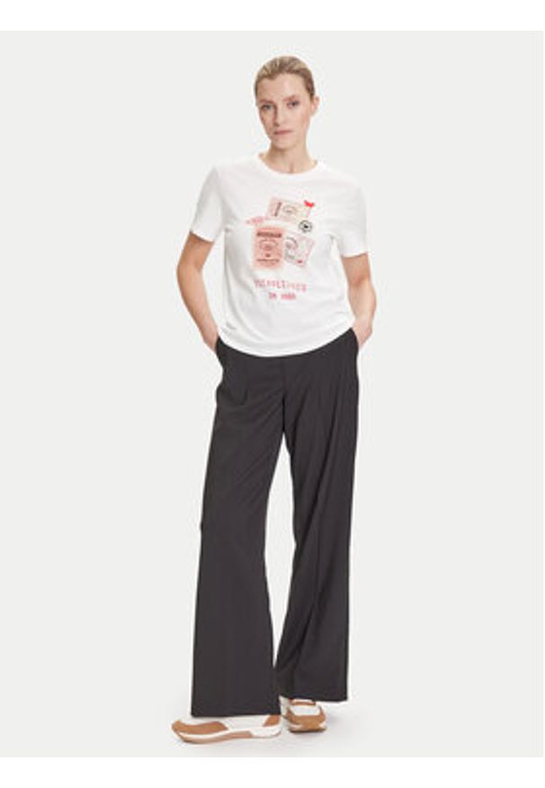Weekend Max Mara T-Shirt Ara 2525976041 Biały Regular Fit. Kolor: biały. Materiał: bawełna