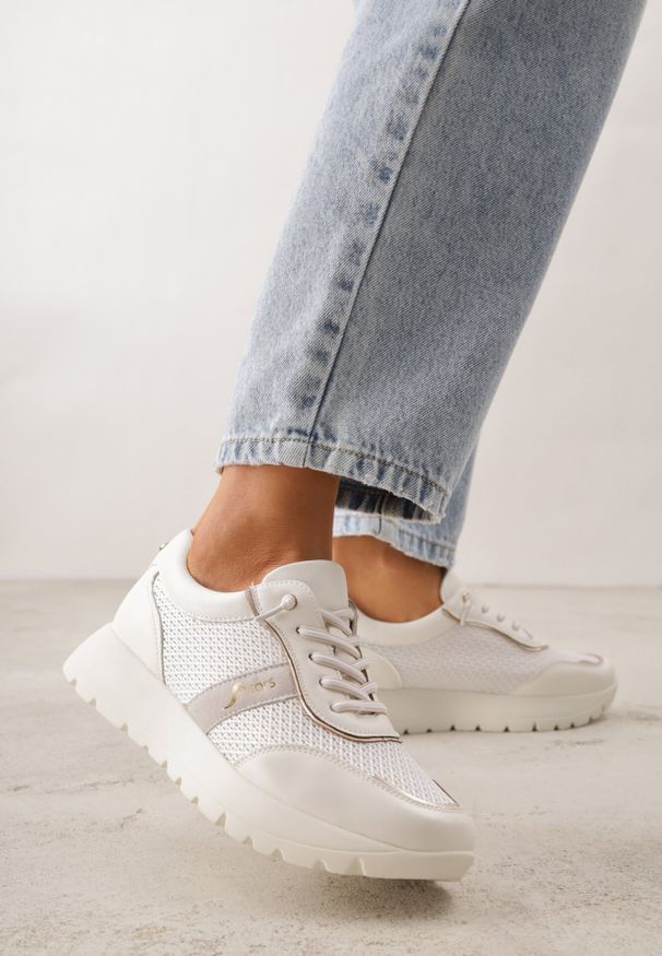 Born2be - Białe Sneakersy na Grubej Podeszwie ze Skórzaną Wkładką i Napisem Airarge. Okazja: na co dzień. Zapięcie: sznurówki. Kolor: biały. Materiał: skóra. Wzór: napisy