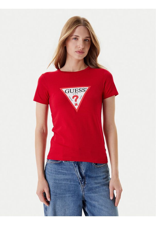 Guess Jeans T-Shirt W4YI04 J1314 Czerwony Slim Fit. Kolor: czerwony. Materiał: bawełna