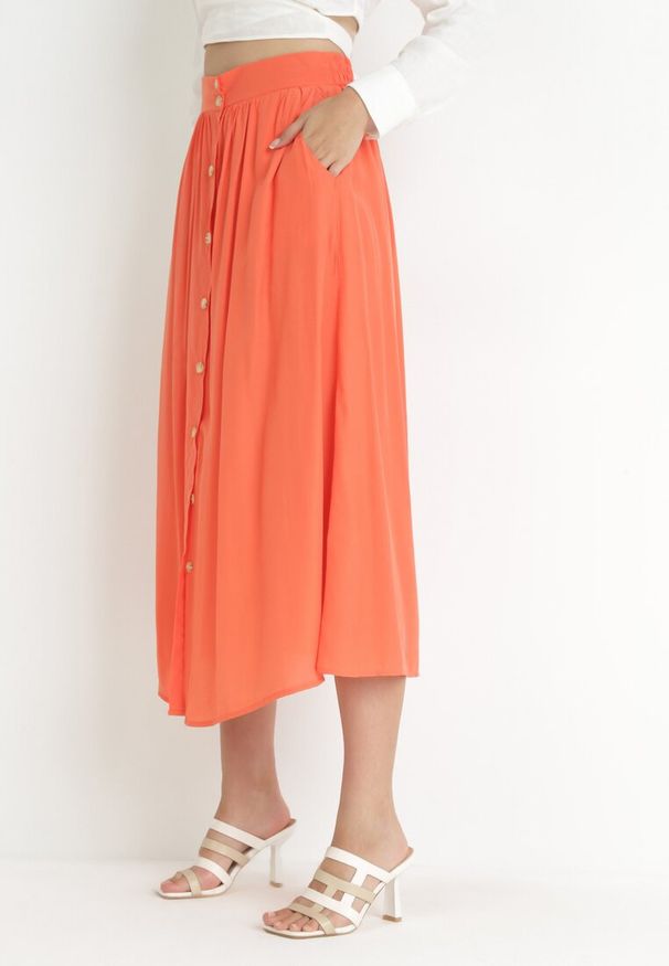 Born2be - Pomarańczowa Spódnica Maxi z Guzikami i Gumką w Pasie Aurorsa. Okazja: na co dzień. Kolor: pomarańczowy. Styl: klasyczny, casual, elegancki