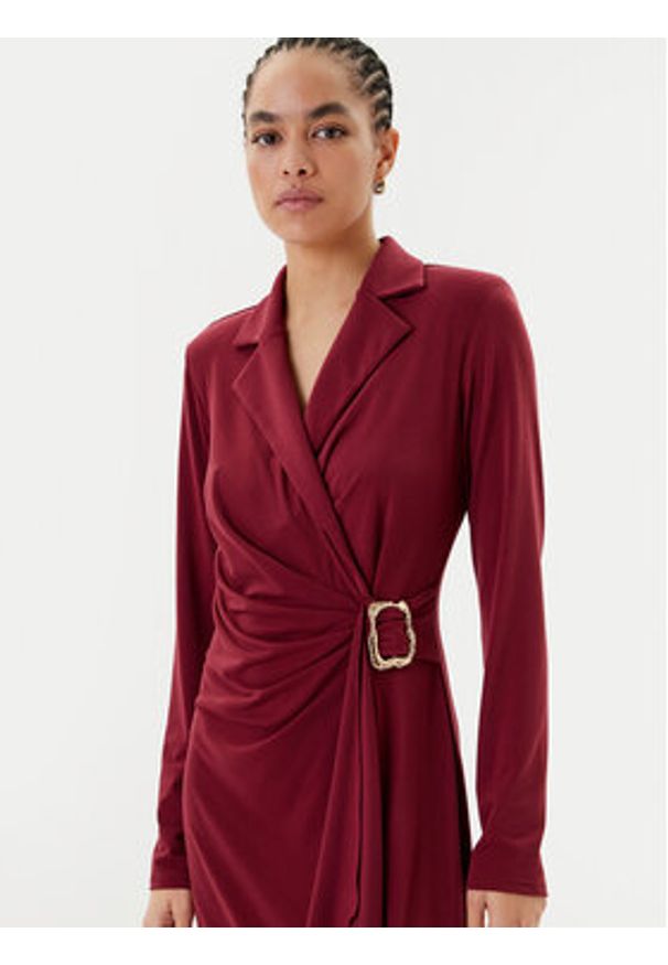 Joseph Ribkoff Sukienka koktajlowa 253145 Bordowy Slim Fit. Kolor: czerwony. Materiał: syntetyk. Styl: wizytowy