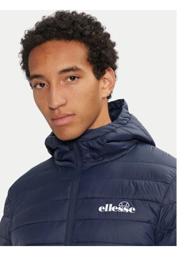 Ellesse Kurtka przejściowa Mazzini SHP20084 Granatowy Regular Fit. Kolor: niebieski. Materiał: syntetyk
