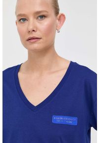 Armani Exchange t-shirt bawełniany kolor niebieski. Kolor: niebieski. Materiał: bawełna. Długość rękawa: krótki rękaw. Długość: krótkie. Wzór: aplikacja #4