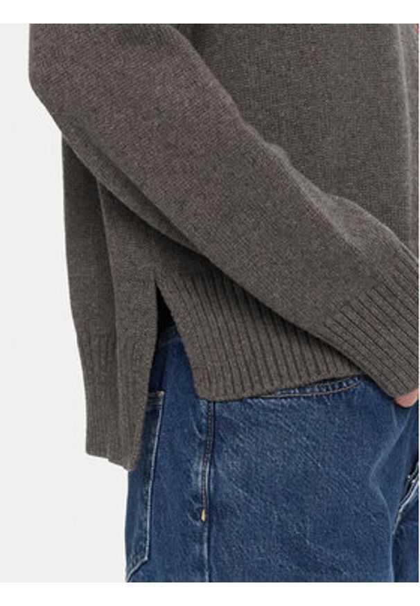 Guess Jeans Sweter W4BR12 Z3HM1 Szary Regular Fit. Kolor: szary. Materiał: bawełna