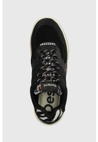 Desigual sneakersy kolor czarny 23WSKA07.2000. Nosek buta: okrągły. Zapięcie: sznurówki. Kolor: czarny. Materiał: materiał, włókno, guma #3