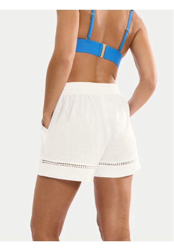 Triumph Szorty piżamowe Summer Wear 10227237 Biały Regular Fit. Kolor: biały. Materiał: wiskoza