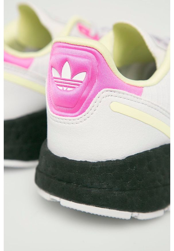 adidas Originals - Buty dziecięce ZX 1K Boost FX6642. Nosek buta: okrągły. Zapięcie: sznurówki. Kolor: szary. Materiał: guma. Obcas: na platformie. Model: Adidas ZX