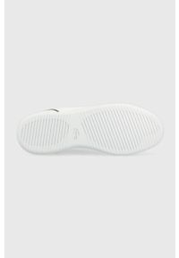 Lacoste sneakersy CHALLENGE 0120 2 kolor biały. Nosek buta: okrągły. Zapięcie: sznurówki. Kolor: biały. Materiał: guma. Sport: bieganie