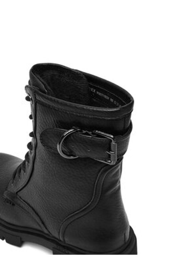 MEXX Trzewiki CEO-MI001711053W Czarny. Kolor: czarny. Materiał: materiał, syntetyk