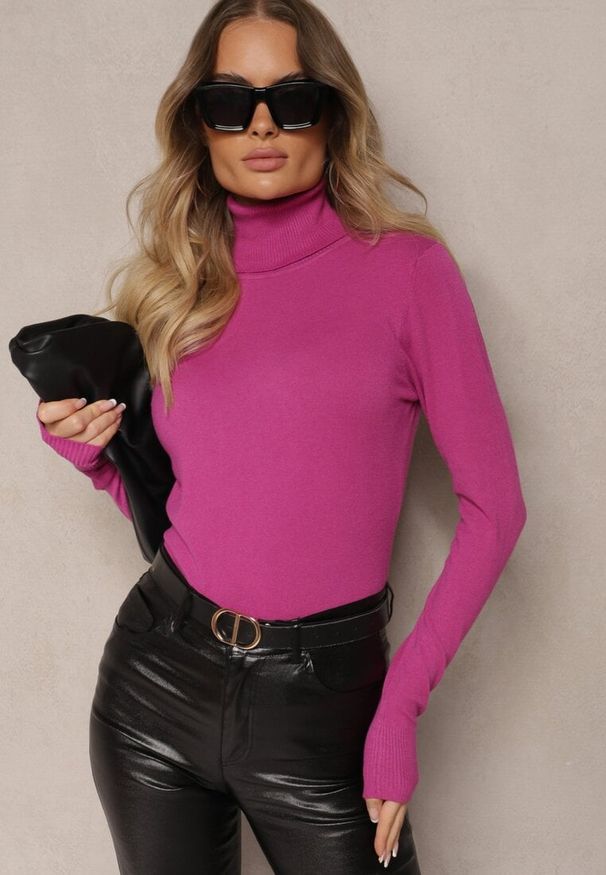 Renee - Ciemnoróżowy Golf Sweterkowy z Domieszką Kaszmiru Zaivanna. Okazja: do pracy, na co dzień, na spotkanie biznesowe, na spacer. Typ kołnierza: golf. Kolor: fioletowy. Materiał: kaszmir. Sezon: jesień. Styl: elegancki, biznesowy, klasyczny, casual