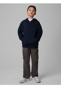 4f - 4F Bluza dresowa nierozpinana z kapturem chłopięca - granatowa 164 (13-14 lat). Okazja: na co dzień. Typ kołnierza: kaptur. Kolor: niebieski. Materiał: dresówka. Wzór: gładki, ze splotem. Sezon: lato. Styl: casual, sportowy #2