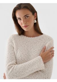 outhorn - Sukienka maxi z długim rękawem - złamana biel. Typ kołnierza: dekolt w łódkę. Kolekcja: plus size. Materiał: materiał, poliester, akryl, dzianina, wełna. Długość rękawa: długi rękaw. Wzór: ze splotem. Długość: maxi #3