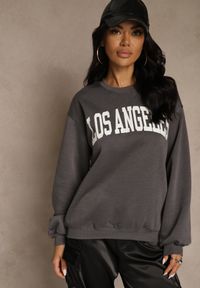 Renee - Szara Bluza z Bawełną Ozdobiona Napisem Fezolda. Okazja: na co dzień. Kolor: szary. Materiał: bawełna. Wzór: napisy, aplikacja. Styl: klasyczny, casual, elegancki #2