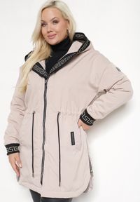 Born2be - Jasnoróżowa Kurtka Parka z Kapturem Ściągana w Talii Troczkami Velamira. Typ kołnierza: kaptur. Kolor: różowy. Materiał: tkanina