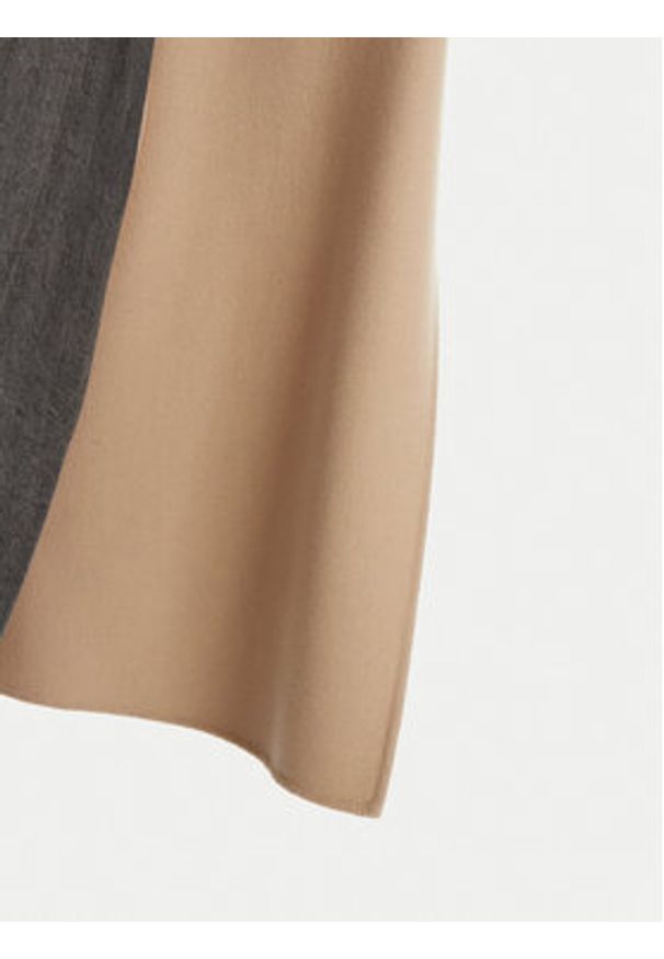 Weekend Max Mara Płaszcz wełniany Avenue 2515011021 Beżowy Regular Fit. Kolor: beżowy. Materiał: wełna