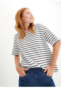 bonprix - T-shirt oversize z grubej bawełny organicznej. Typ kołnierza: kołnierzyk kontrastowy. Kolor: biały. Materiał: bawełna. Wzór: paski #1