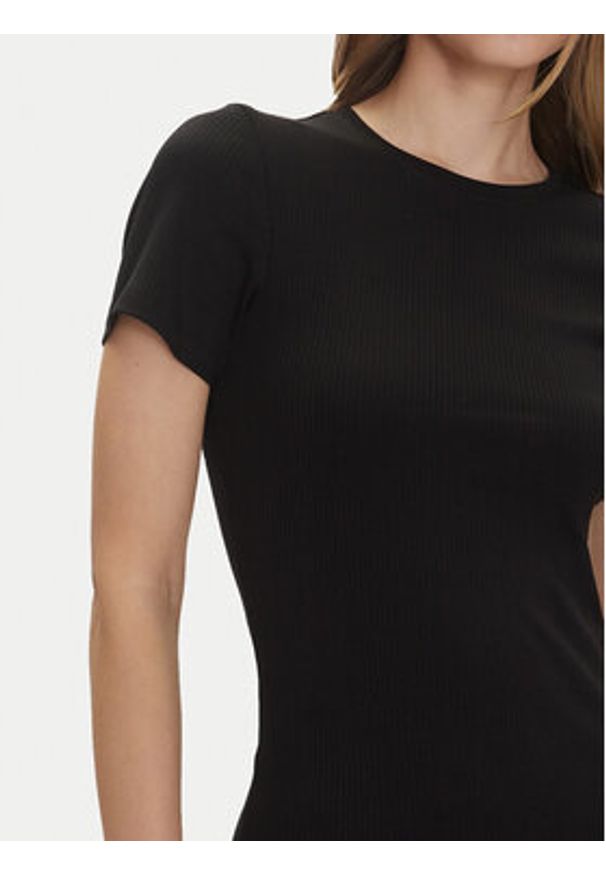 only - ONLY Sukienka codzienna Belfast 15348755 Czarny Slim Fit. Okazja: na co dzień. Kolor: czarny. Materiał: bawełna. Typ sukienki: proste. Styl: casual