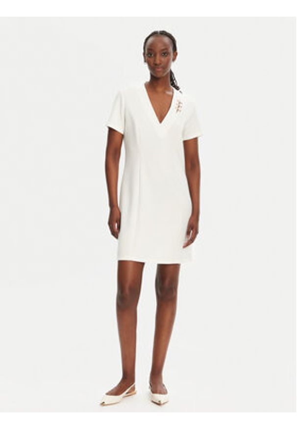 Liu Jo Sport Sukienka codzienna TA5290 J4869 Écru Regular Fit. Okazja: na co dzień. Materiał: syntetyk. Typ sukienki: proste, sportowe. Styl: sportowy, casual