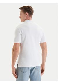 Guess Polo F6GP03 K9WF1 Biały Slim Fit. Typ kołnierza: polo. Kolor: biały. Materiał: bawełna #2