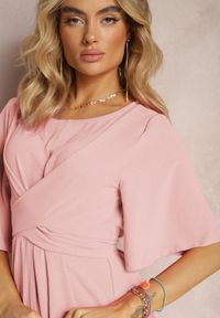 Renee - Jasnoróżowa Rozkloszowana Sukienka Maxi z Szerokim Rękawem i Gumką w Pasie Sador. Kolor: różowy. Długość: maxi #5