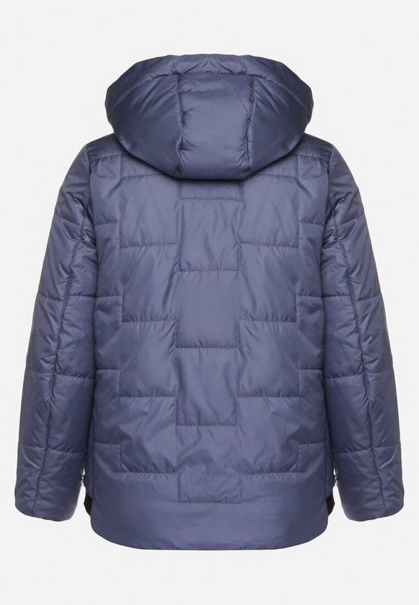 Born2be - Niebieska Pikowana Kurtka z Kapturem i Ozdobnymi Suwakami Tulirisa. Okazja: na co dzień. Typ kołnierza: kaptur. Kolekcja: plus size. Kolor: niebieski. Materiał: jeans. Styl: casual, sportowy