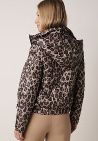 Born2be - Czarno-Beżowa Kurtka Przejściowa w Panterkę z Odpinanym Kapturem Antolea. Kolor: beżowy. Materiał: poliester, jeans. Wzór: motyw zwierzęcy. Styl: klasyczny #6